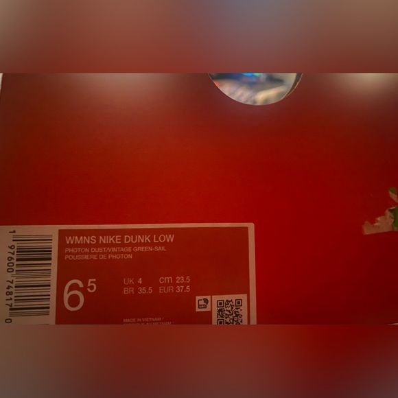 Nike Dunk Low Photon Vintage Green Dust Sail Sneakers size 6.5-NawT - Picture 5 of 6